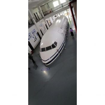 18米带头飞机模拟舱